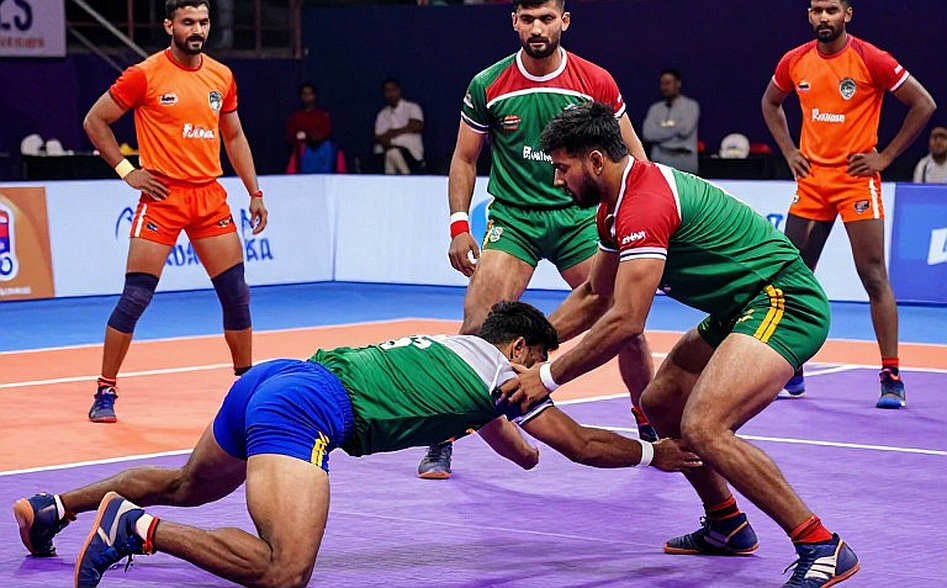 अहमदाबाद की पॉइंट्स टेबल: जहाँ खेलना नहीं, चौथा नंबर है